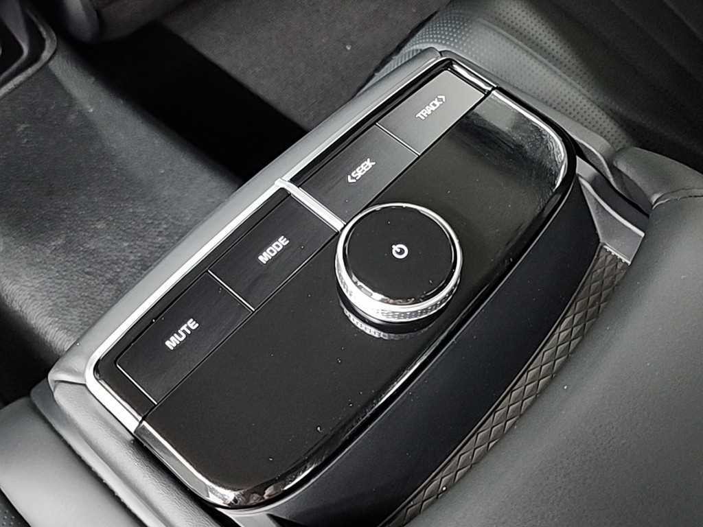 기아 K8 3.5 4WD 플래티넘 이미지 15
