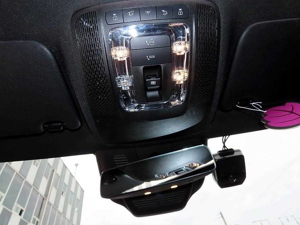 벤츠 A 클래스 A클래스 W177 AMG A45 4MATIC+ 해치백 이미지 16