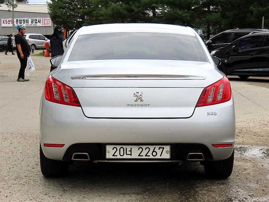 푸조 508 2.2 GT 이미지 4