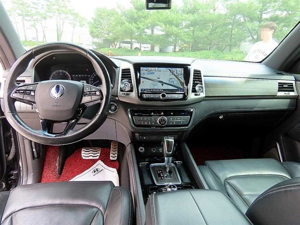 KG모빌리티(쌍용) 렉스턴 G4렉스턴 디젤 2.2 4WD 마제스티 이미지 7