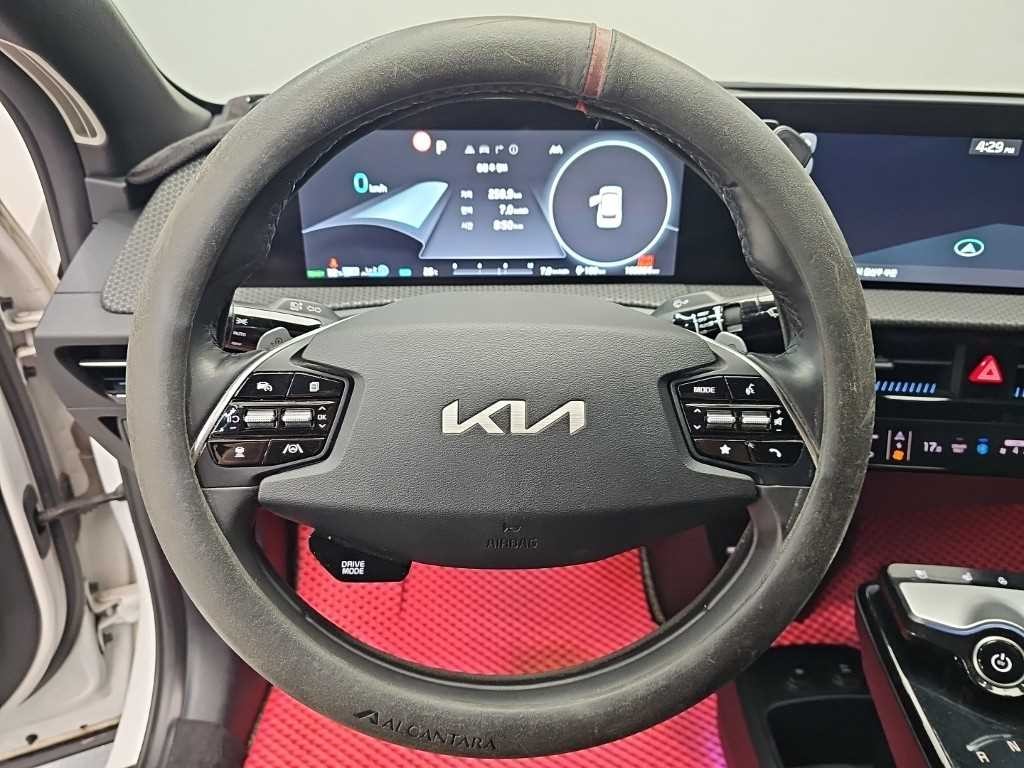 기아 EV6 롱레인지 어스 이미지 9