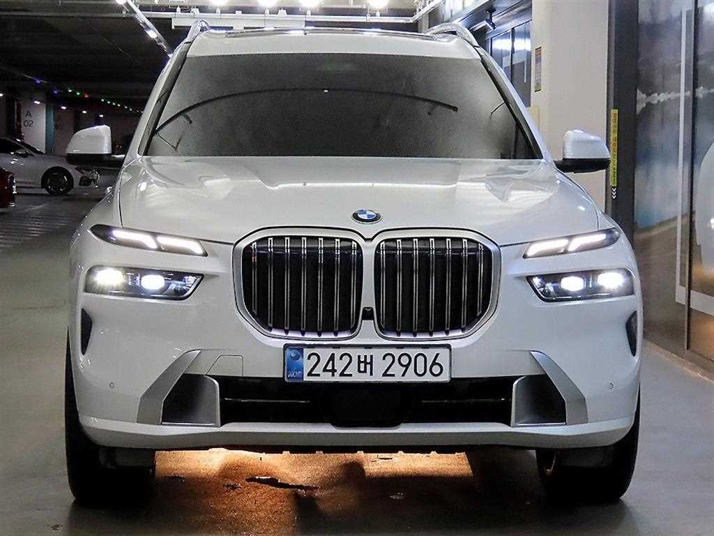 BMW X7 X7 (G07) xDrive 30d 디자인 퓨어 엑셀런스 6인승 이미지 2