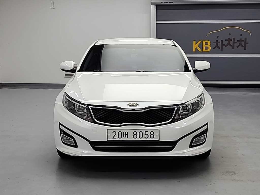 기아 K5 더 뉴 K5 2.0 디럭스 이미지 3