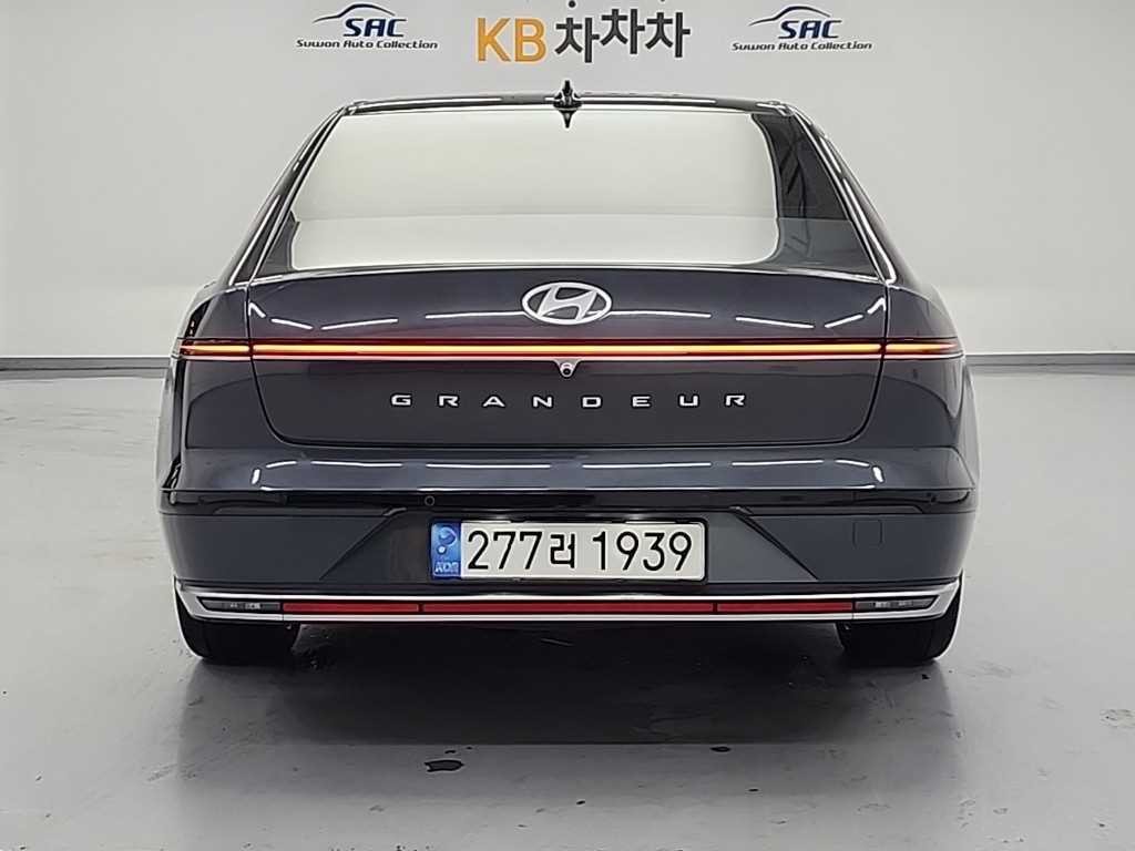 현대 그랜저 그랜저 하이브리드 (GN7) 익스클루시브 이미지 3