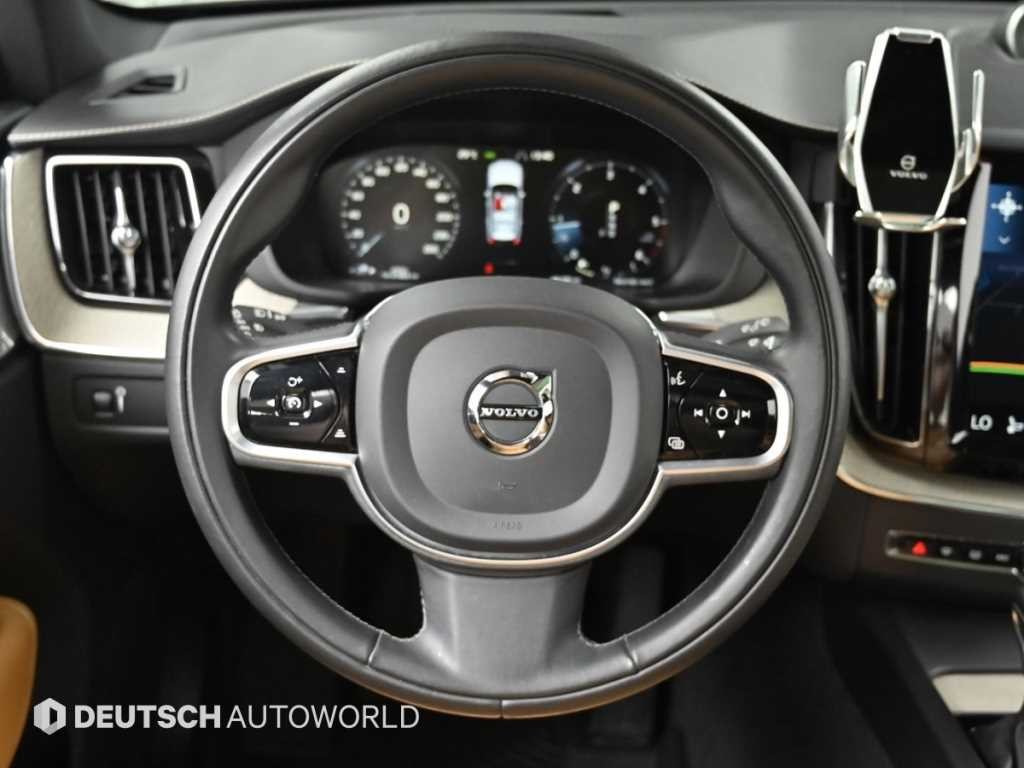 볼보 XC60 XC60(2세대) D5 AWD 인스크립션 이미지 13
