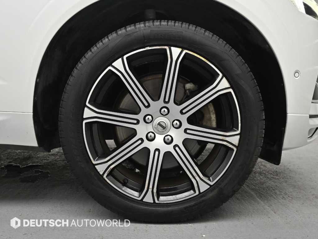 볼보 XC60 XC60(2세대) D5 AWD 인스크립션 이미지 5