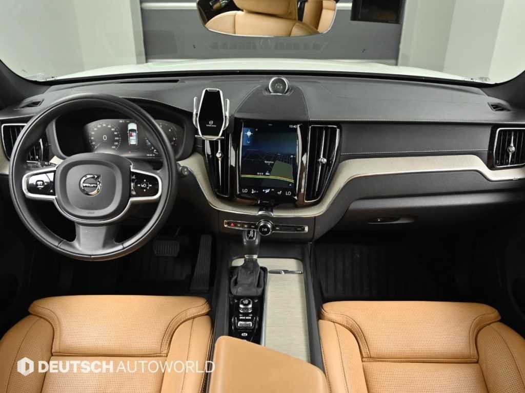 볼보 XC60 XC60(2세대) D5 AWD 인스크립션 이미지 7