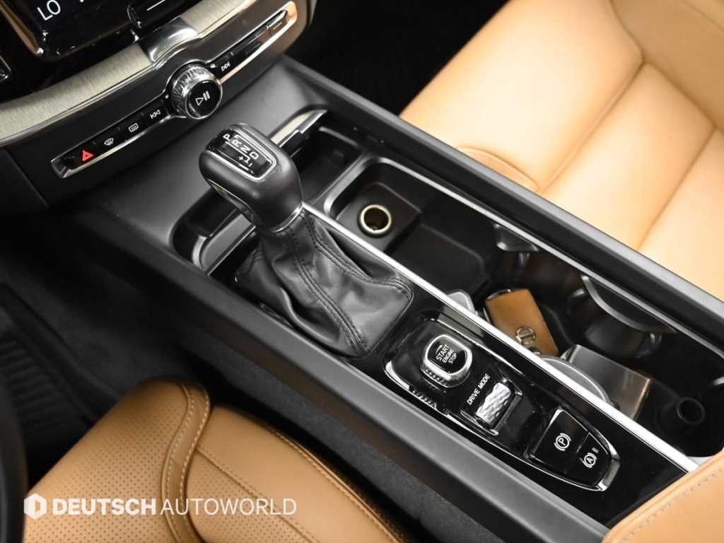 볼보 XC60 XC60(2세대) D5 AWD 인스크립션 이미지 9
