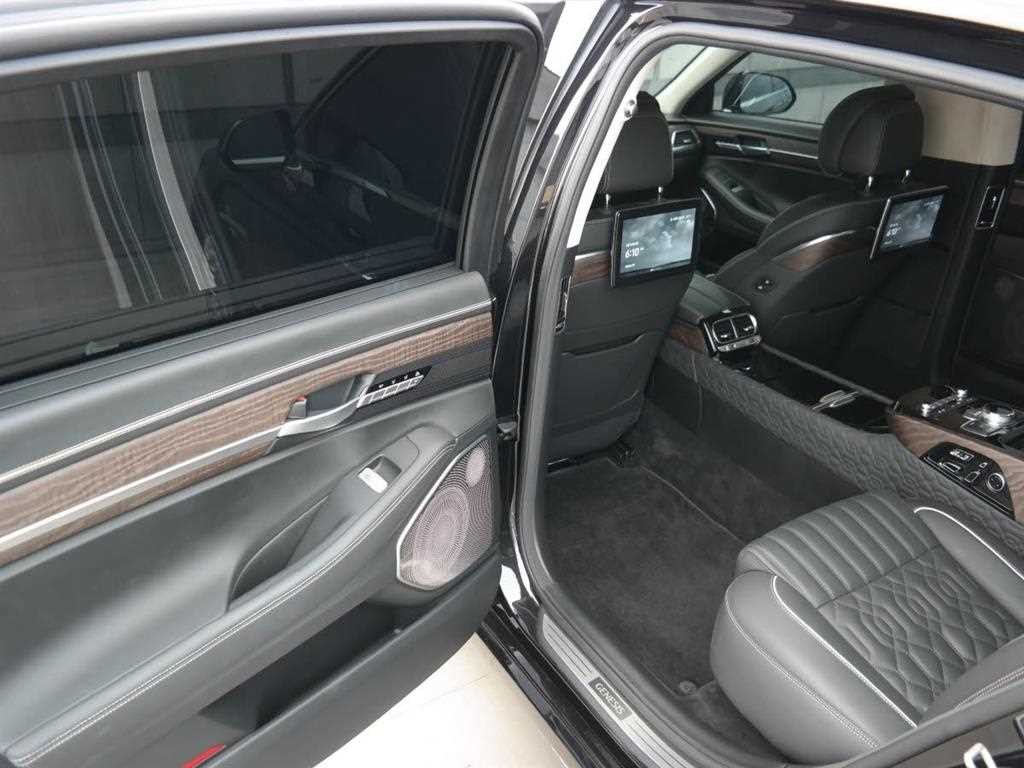 제네시스 G90 5.0 GDI AWD 리무진 프레스티지 이미지 10