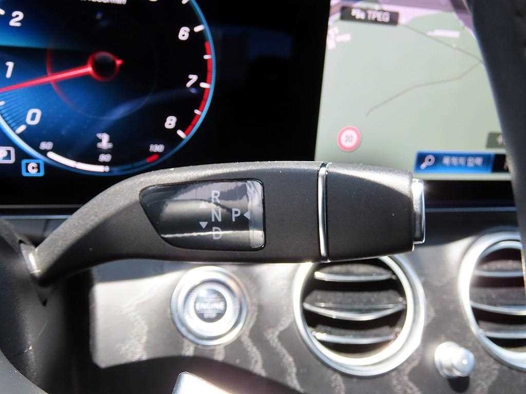 벤츠 E 클래스 E-클래스 W213 E250 아방가르드 이미지 10