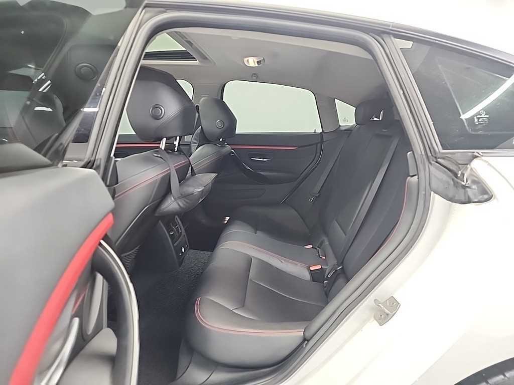 BMW 4시리즈 4시리즈 (F32) 420d xDRIVE 그란쿠페 이미지 12