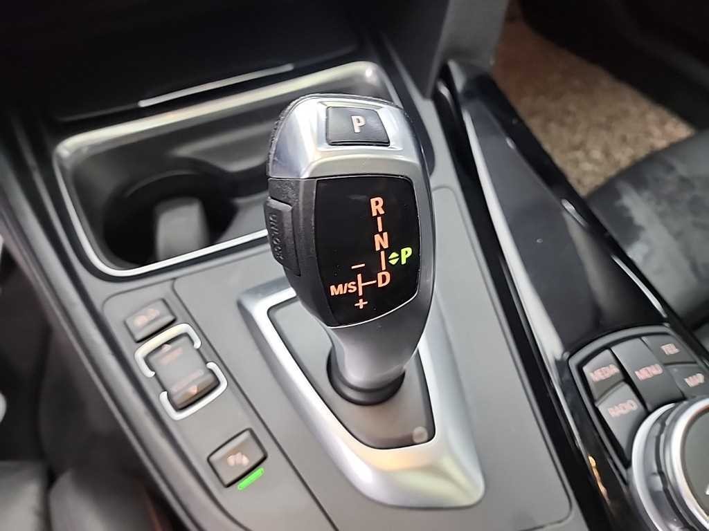 BMW 4시리즈 4시리즈 (F32) 420d xDRIVE 그란쿠페 이미지 8