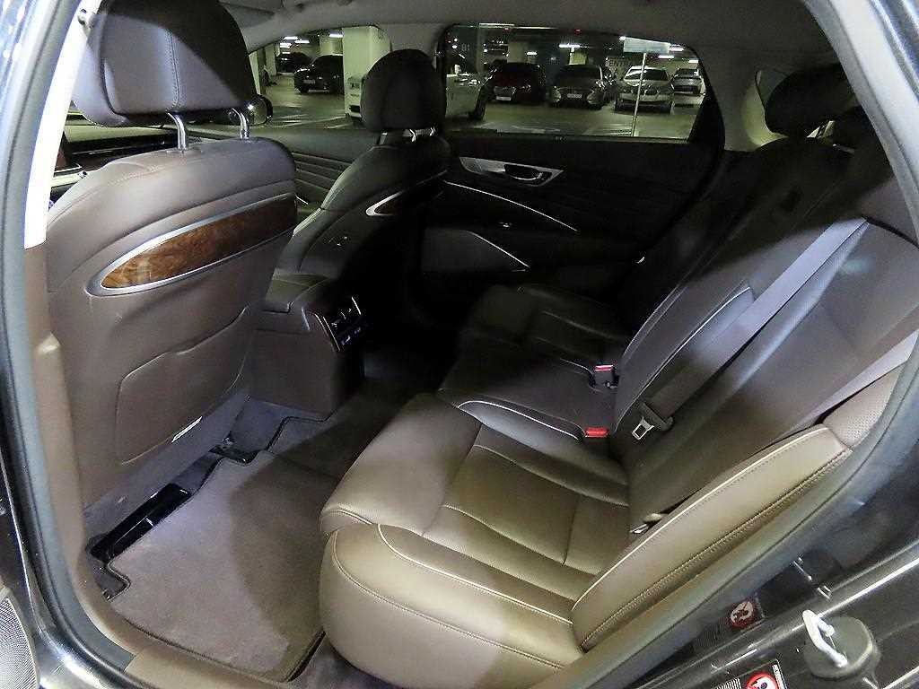 기아 K9 더 K9 3.8 GDI AWD 플래티넘Ⅱ 이미지 7