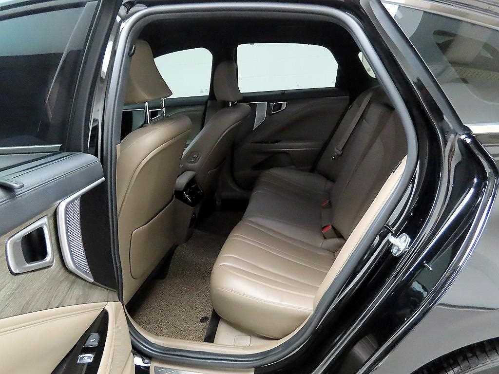 기아 K8 2.5 2WD 노블레스 이미지 14