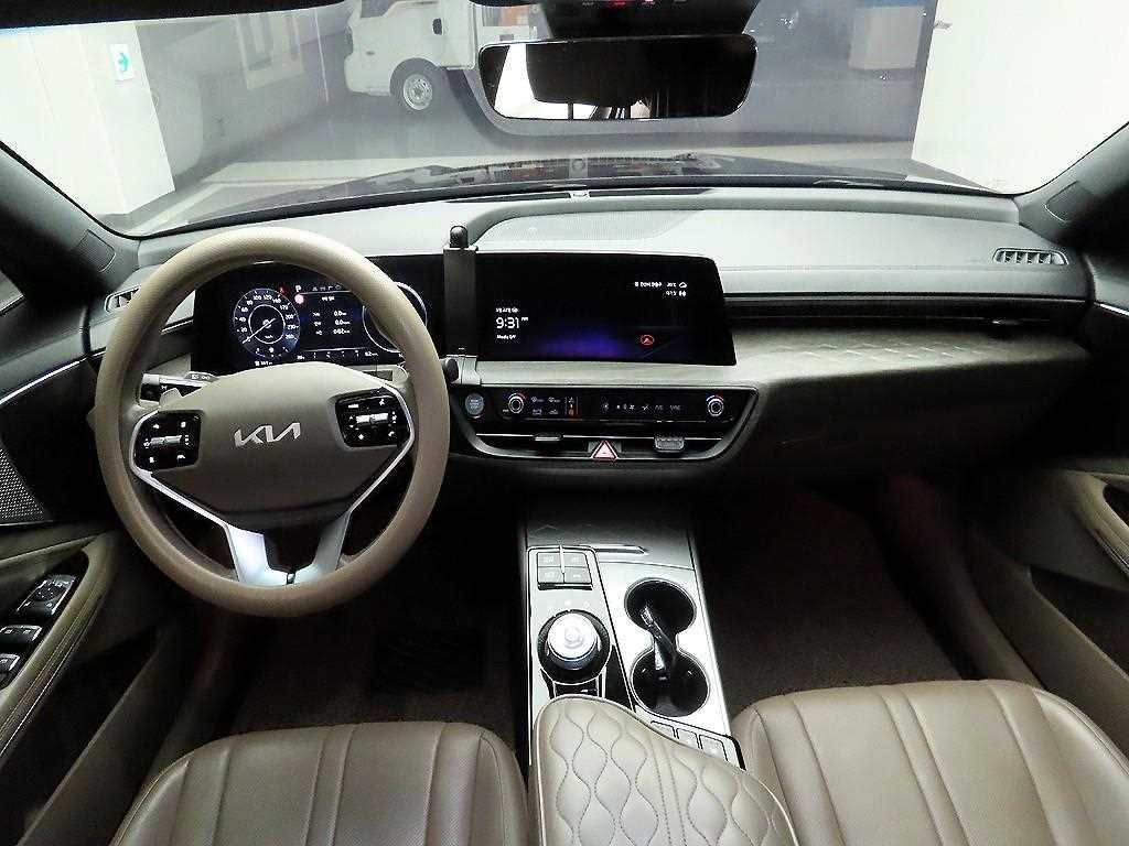 기아 K8 2.5 2WD 노블레스 이미지 8