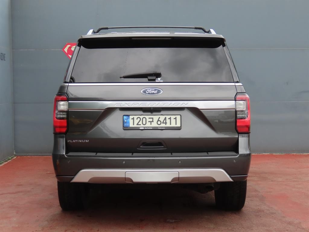 포드 익스피디션 3.5 EcoBoost Platinum 이미지 4