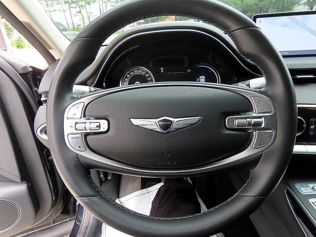 제네시스 GV70 2.2 디젤 2WD 이미지 8