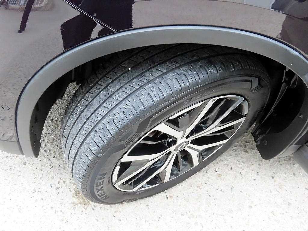 르노코리아(삼성) QM6 더뉴QM6 2.0 LPe RE 시그니처 2WD 이미지 20