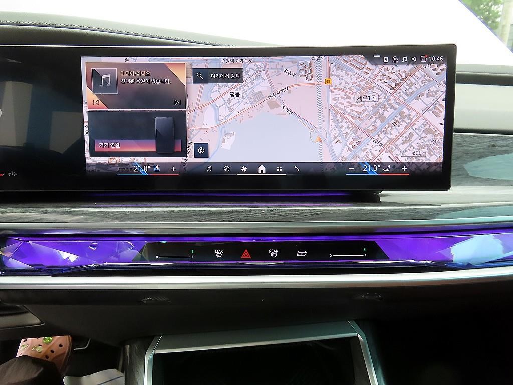 BMW 7시리즈 7시리즈 (G70) 740i sDrive M 스포츠 이미지 12