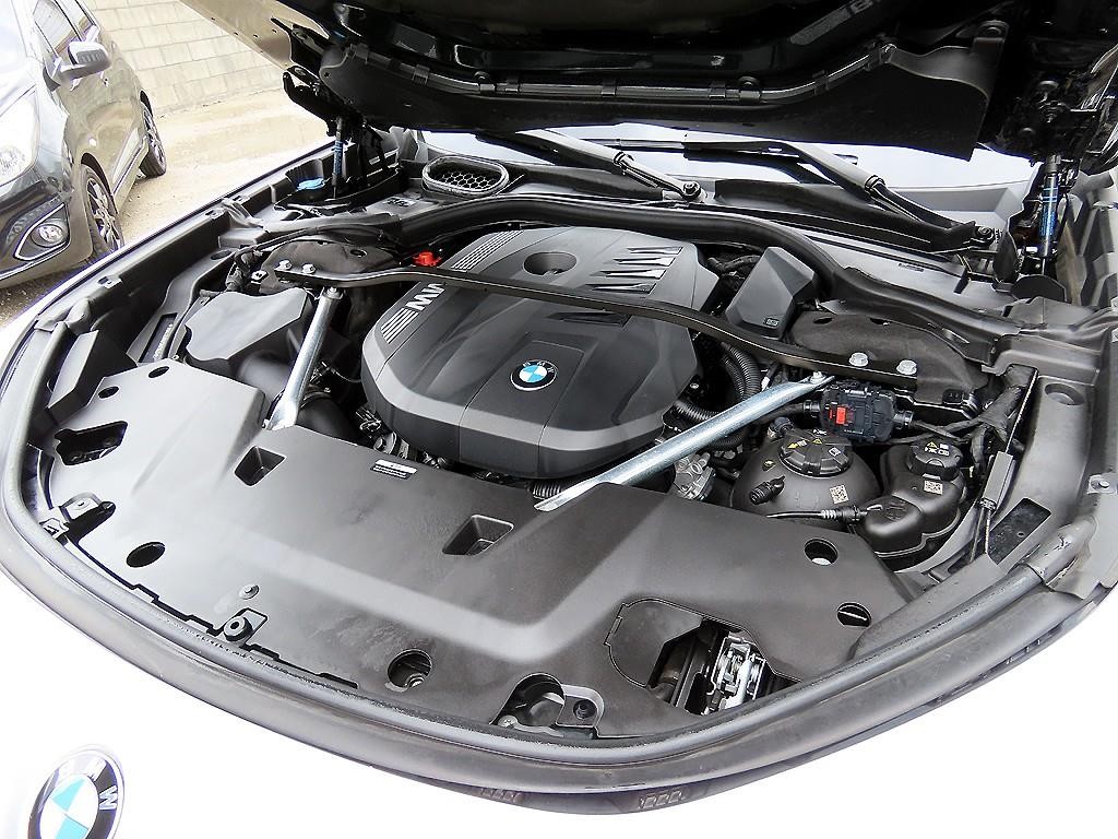 BMW 7시리즈 7시리즈 (G70) 740i sDrive M 스포츠 이미지 19