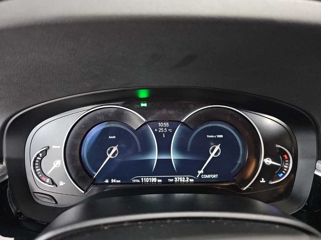 BMW 5시리즈 5시리즈 (G30) 520d M 스포츠 플러스 이미지 6