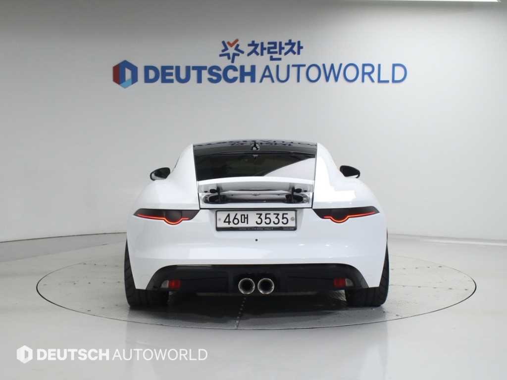재규어 F-TYPE 3.0 S 쿠페 이미지 4