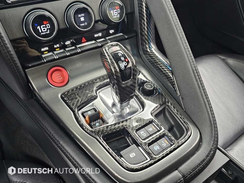재규어 F-TYPE 3.0 S 쿠페 이미지 9