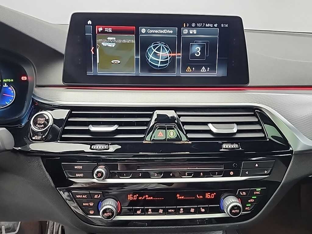 BMW 5시리즈 5시리즈 (G30) 530i M 스포츠 플러스 이미지 10