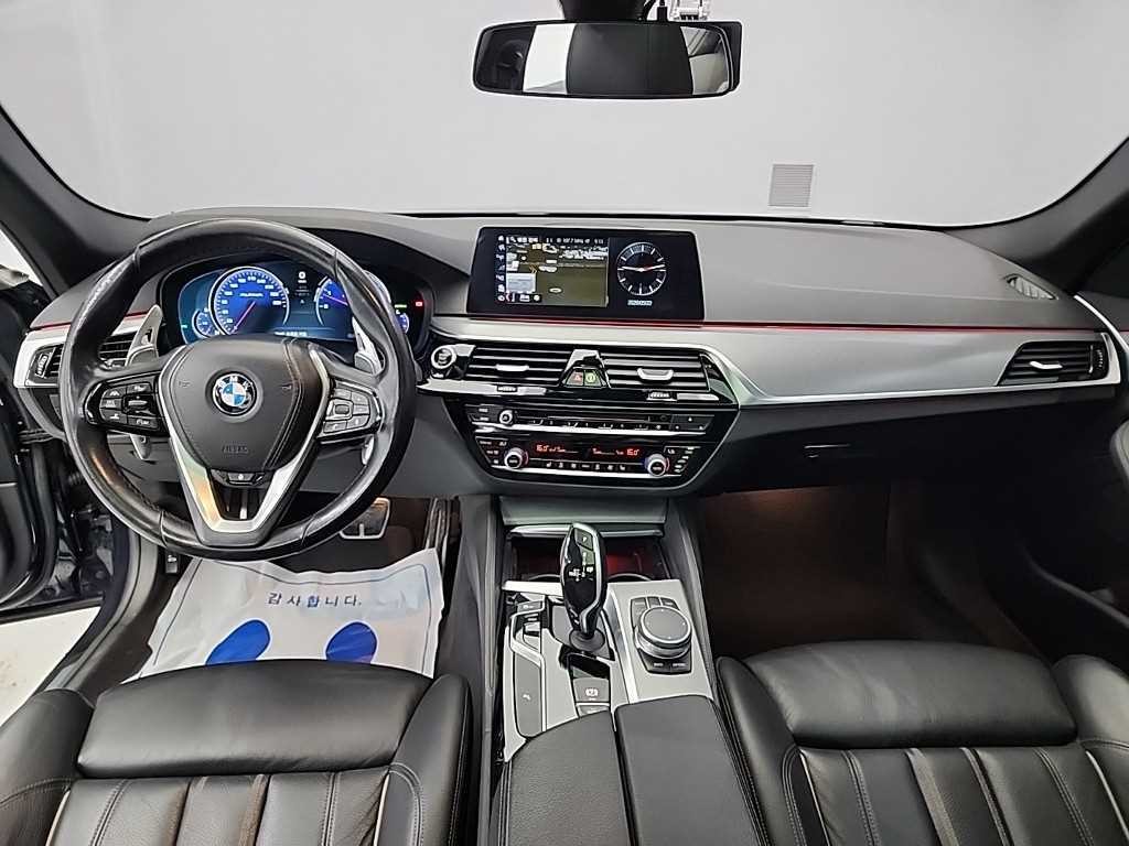 BMW 5시리즈 5시리즈 (G30) 530i M 스포츠 플러스 이미지 7
