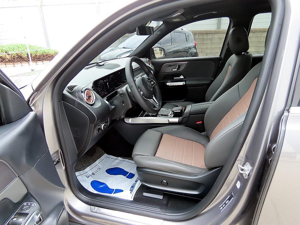 벤츠 EQB EQB (X243) EQB 300 4MATIC 이미지 5