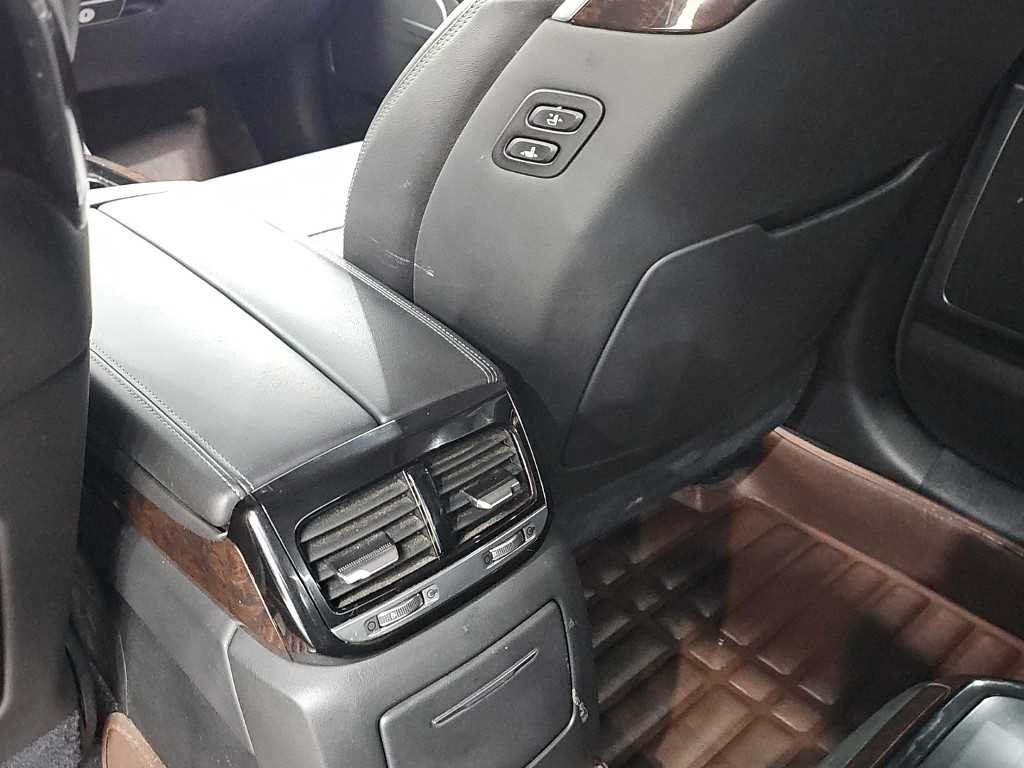 제네시스 EQ900 3.3 T-GDI AWD 프리미엄 럭셔리 이미지 14