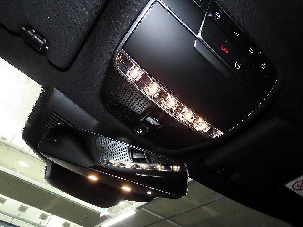 벤츠 S 클래스 S클래스-W222 S 350 d 4MATIC AMG Line 이미지 14