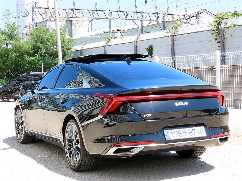 기아 K8 2.5 2WD 시그니처 스페셜 이미지 3