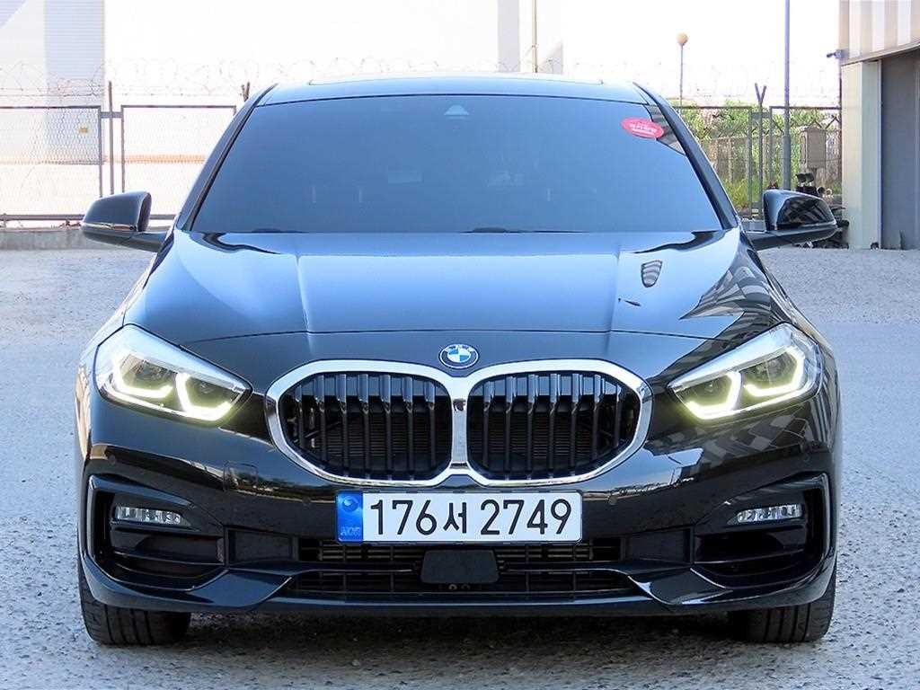 BMW 1시리즈 1시리즈 (F40) 120i 스포츠 이미지 1