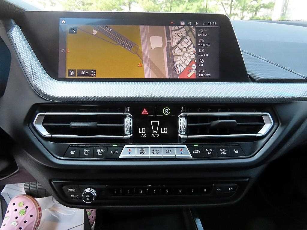 BMW 1시리즈 1시리즈 (F40) 120i 스포츠 이미지 12