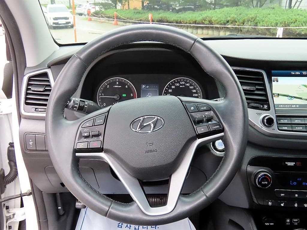 현대 투싼 올뉴투싼 디젤 1.7 2WD 모던 이미지 8