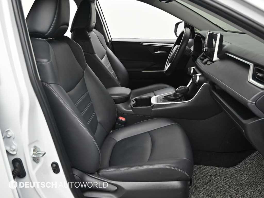 토요타 라브4 RAV4(5세대) 2.5 2WD 하이브리드 이미지 10