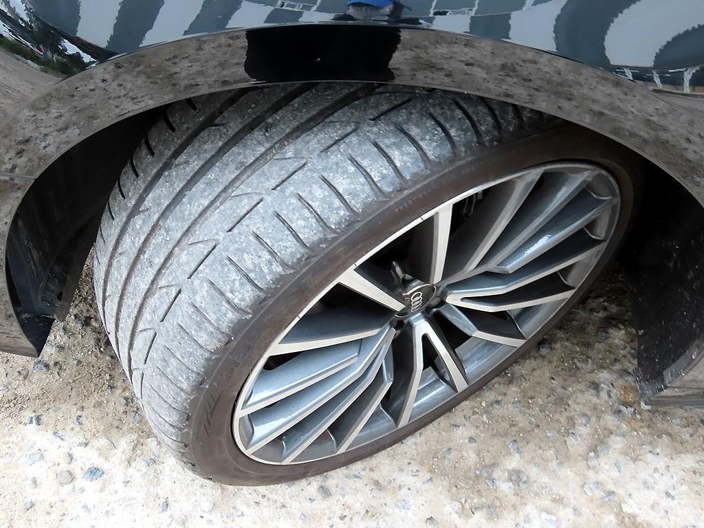아우디 A5 A5 (F5) 40 TFSI 콰트로 프리미엄 스포트백 이미지 20