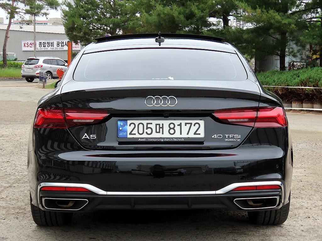 아우디 A5 A5 (F5) 40 TFSI 콰트로 프리미엄 스포트백 이미지 4