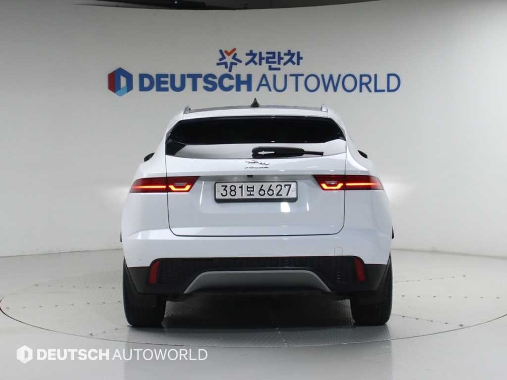 재규어 E-PACE D180 S 이미지 4