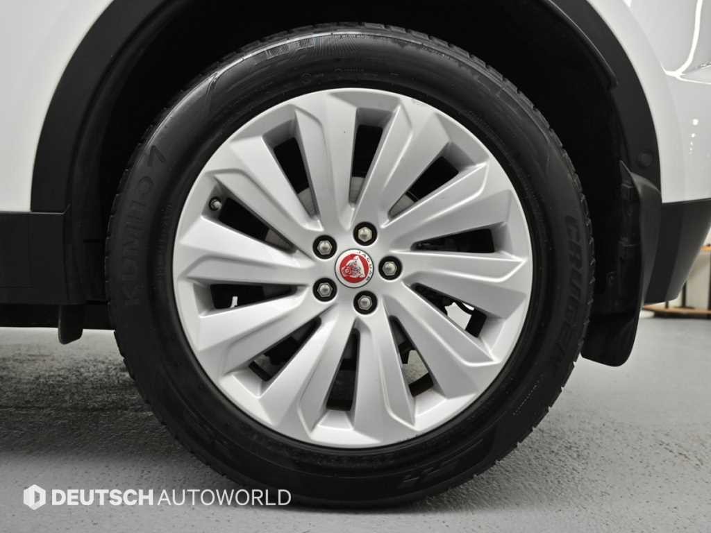 재규어 E-PACE D180 S 이미지 5