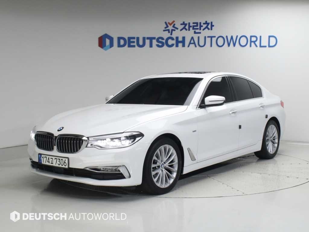 BMW 5시리즈 5시리즈 (G30) 520d 럭셔리 스페셜 에디션 이미지 1