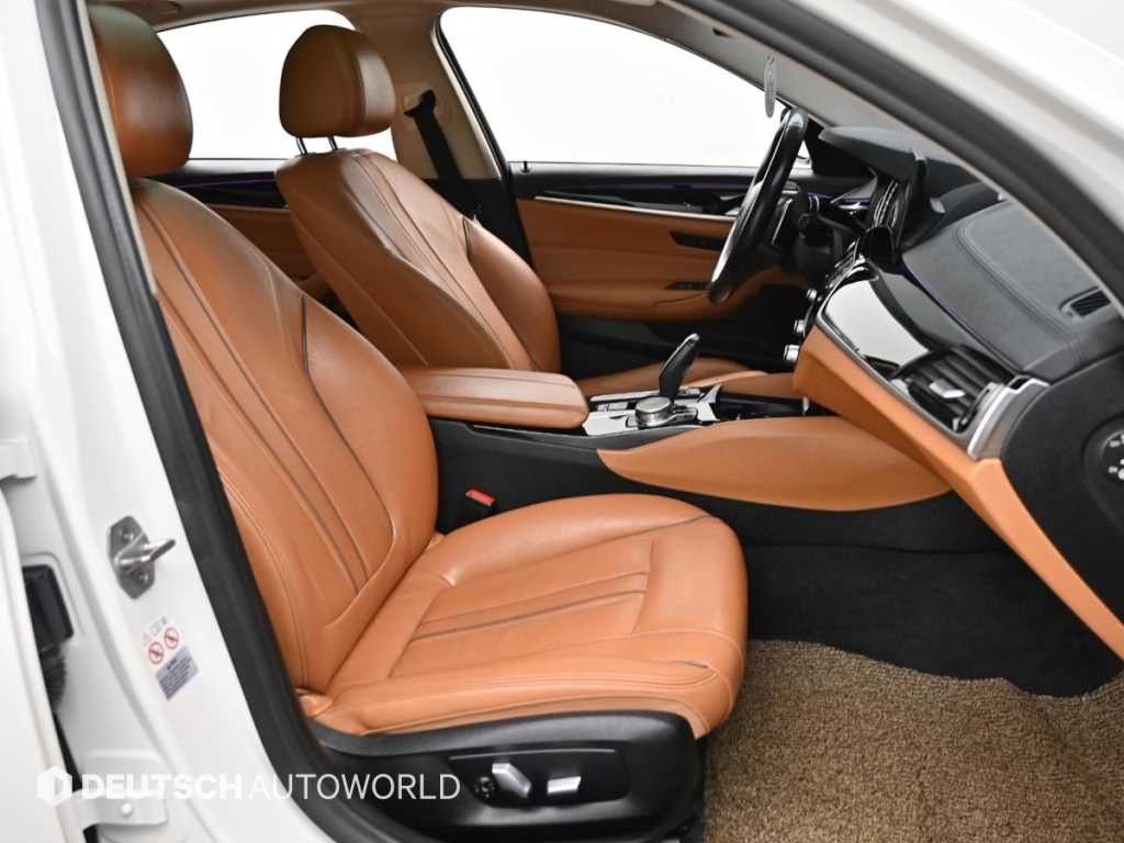 BMW 5시리즈 5시리즈 (G30) 520d 럭셔리 스페셜 에디션 이미지 10