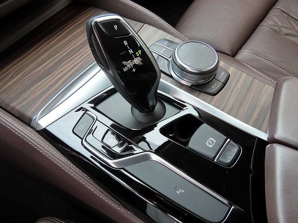BMW 5시리즈 5시리즈 (G30) 530i 럭셔리 플러스 이미지 11