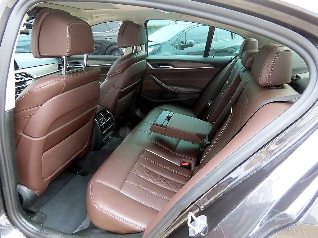 BMW 5시리즈 5시리즈 (G30) 530i 럭셔리 플러스 이미지 6