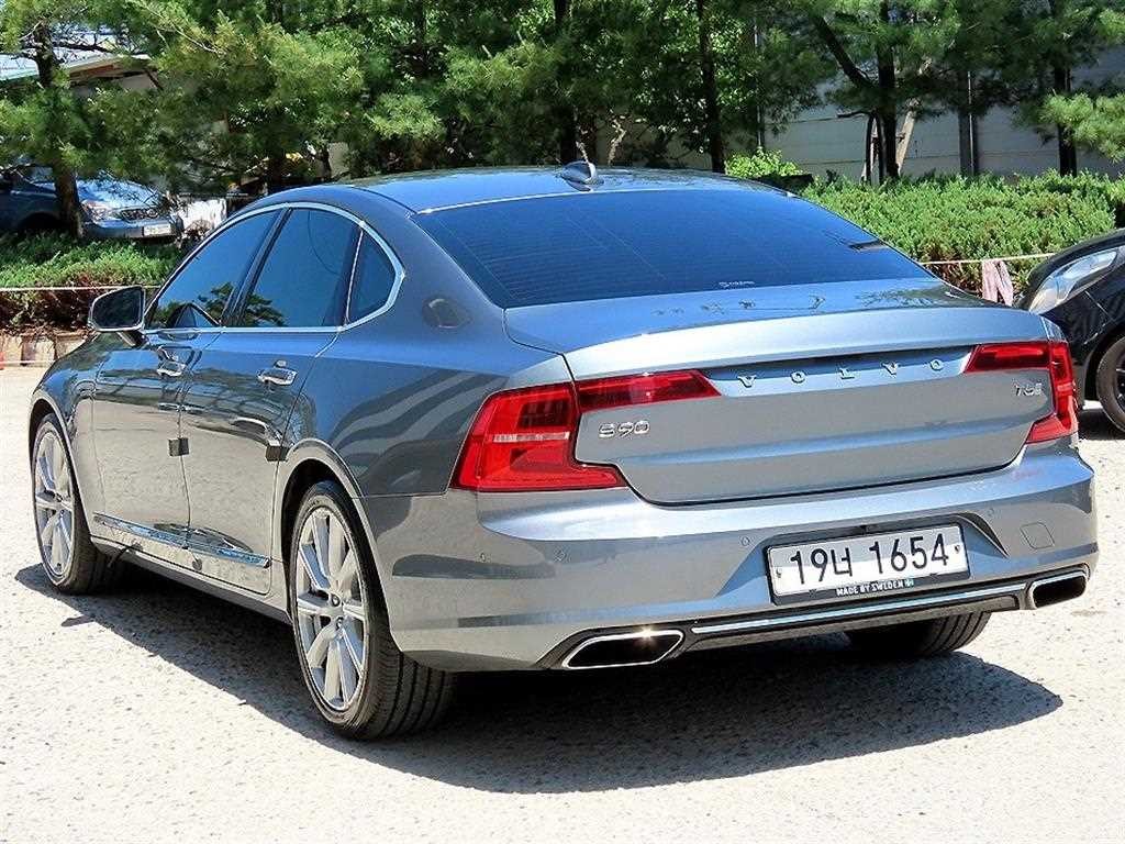 볼보 S90 T5 인스크립션 이미지 3