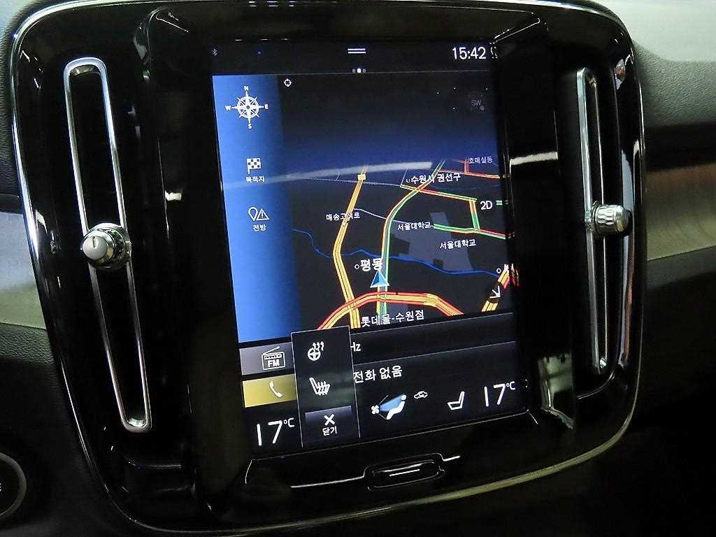 볼보 XC40 B4 AWD 인스크립션 이미지 13