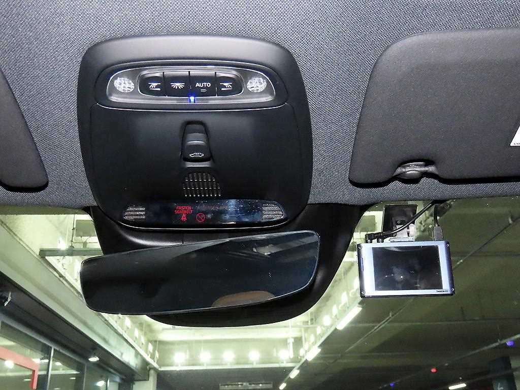 볼보 XC40 B4 AWD 인스크립션 이미지 14