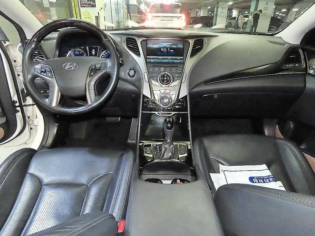 현대 그랜저 그랜저 HG HG240 LUXURY 이미지 10