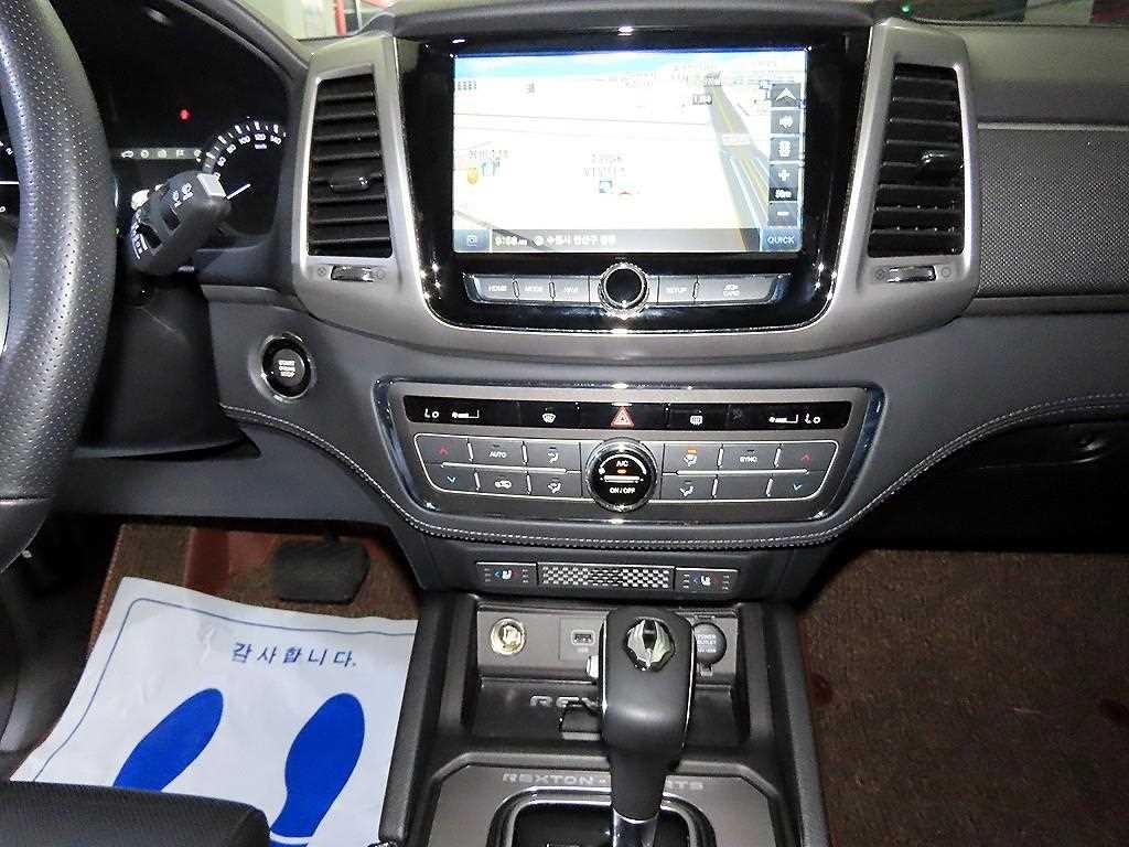 KG모빌리티(쌍용) 렉스턴 렉스턴 스포츠 4WD 디젤 2.2 프레스티지 이미지 11